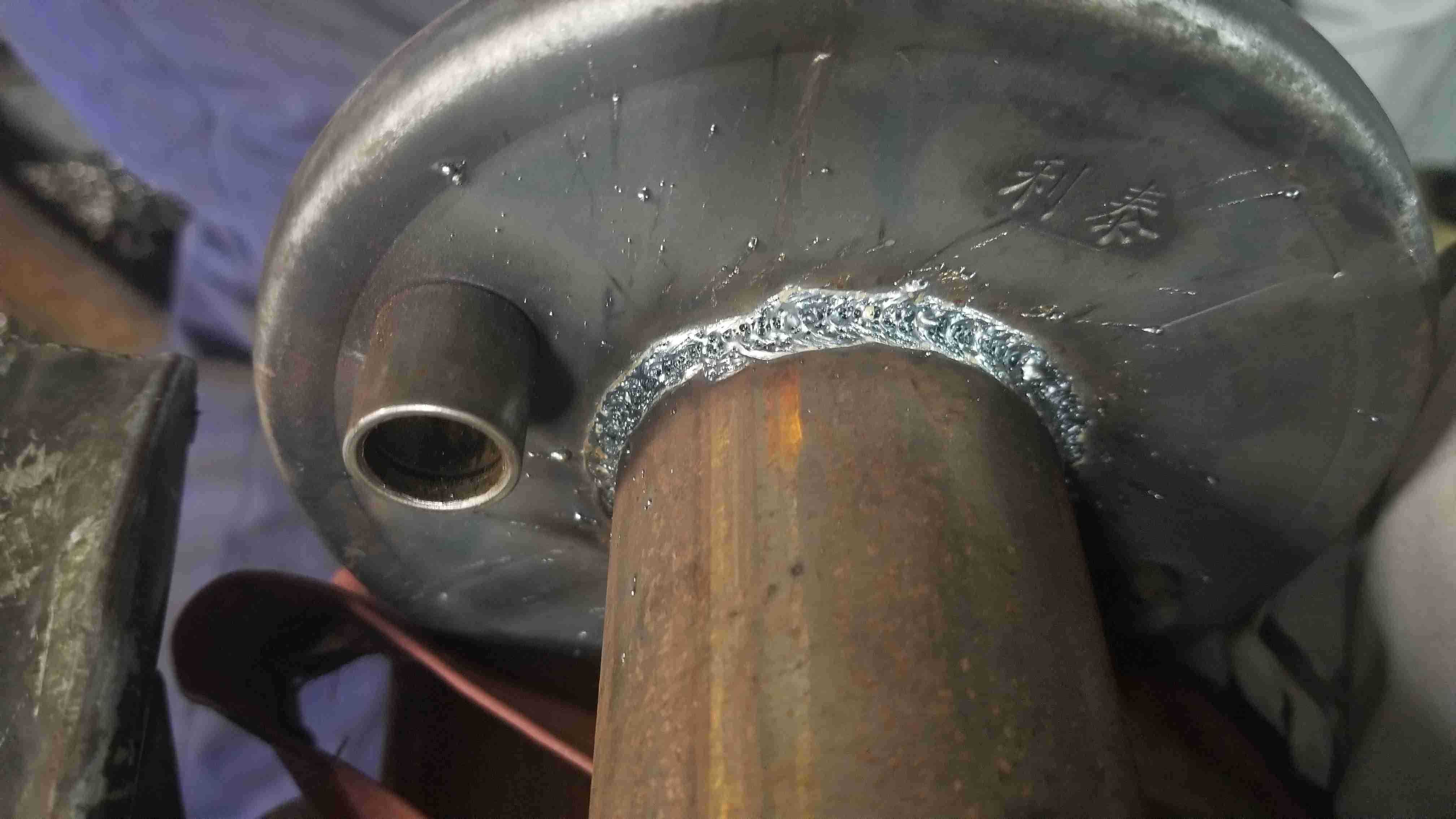 2、山東省做激光器塑料焊接機(jī)器設(shè)備生產(chǎn)廠家有什么？